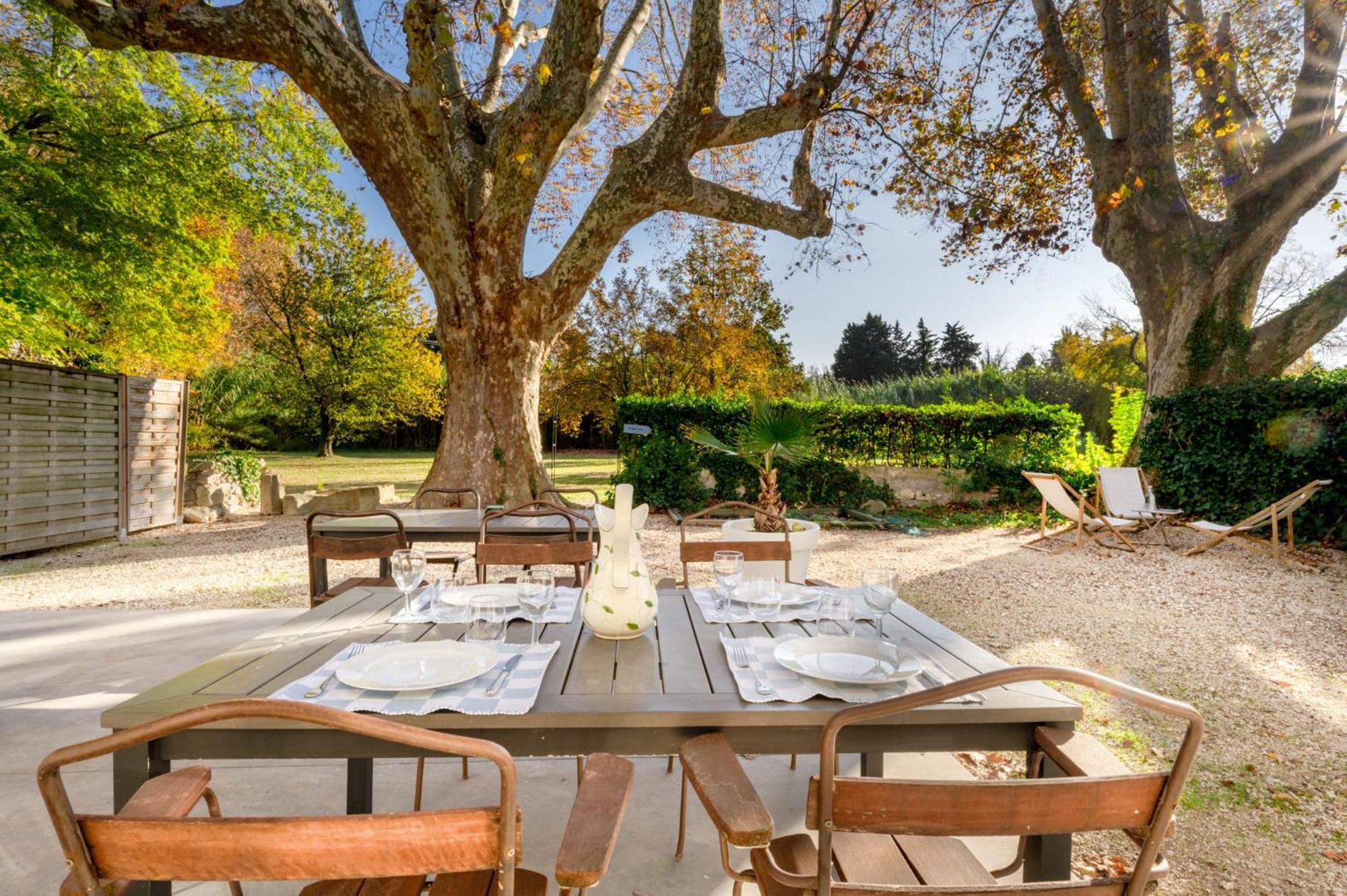 Bed and Breakfast Montjoia LʼIsle-sur-la-Sorgue Exterior foto