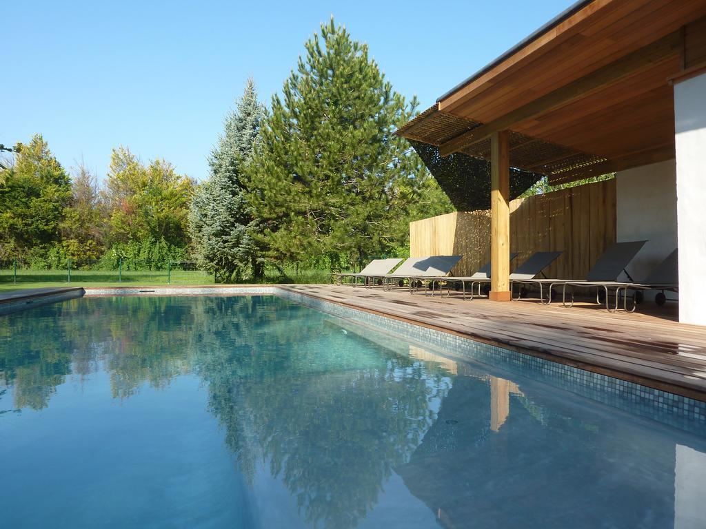 Bed and Breakfast Montjoia LʼIsle-sur-la-Sorgue Exterior foto
